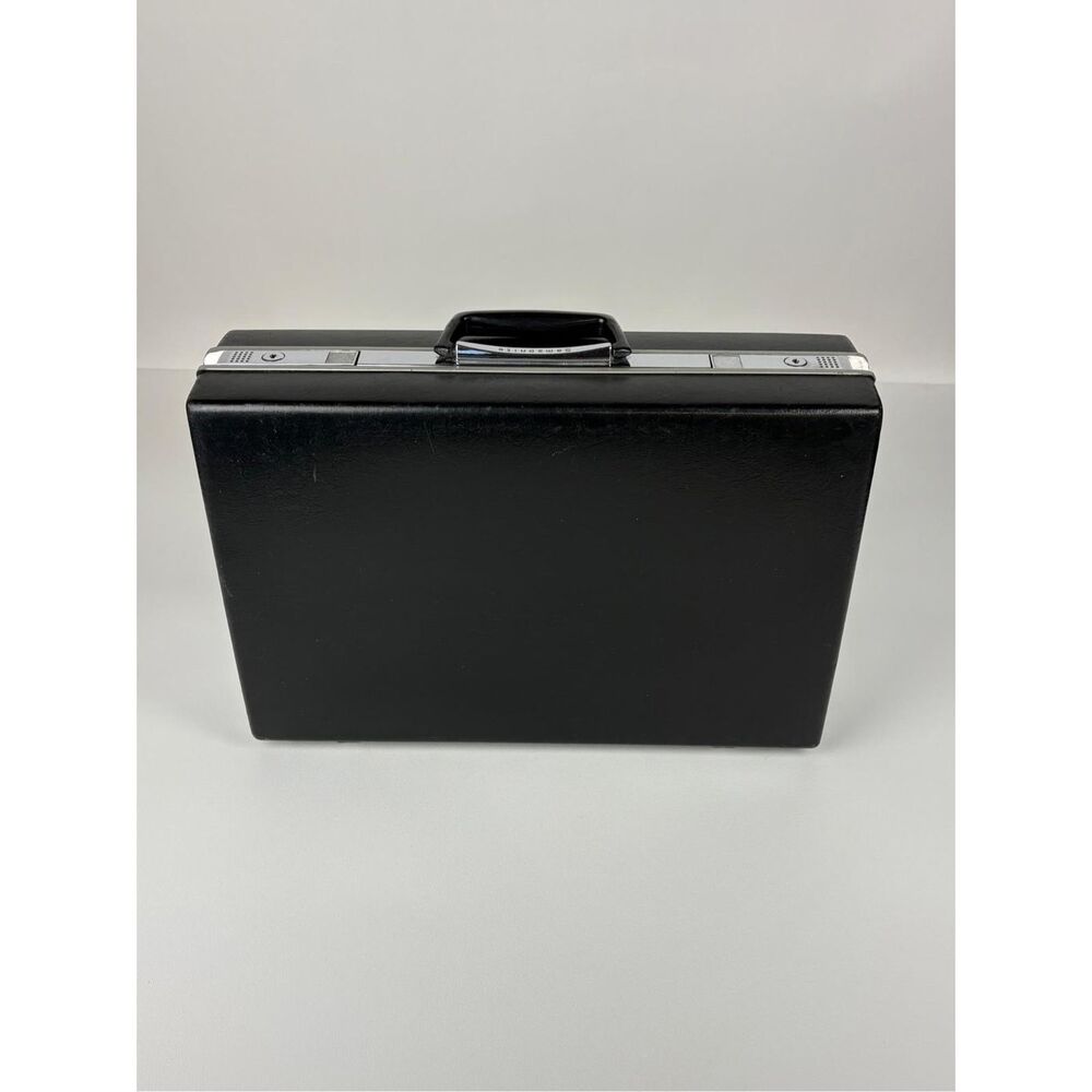 Vintage Samsonite Hard Shell Briefcase Attaché Case Luggage 18x13x5 - No keys